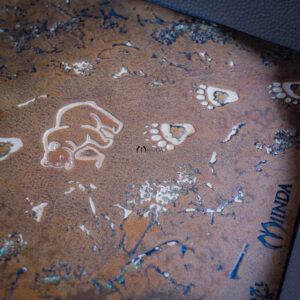 piste tapis dés cuir jdr jeu rôle dice ours bear