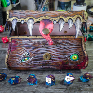 Boîte coffre dés jdr jeu de role boite pot lanceur cuir D&D mimic