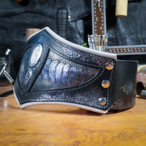 ceinture serre-taille pansière arcaniste cuir mage necromancien dragon