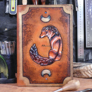 carnet cuir miinda louve opales loup wolf dessin manuscrit grimoire